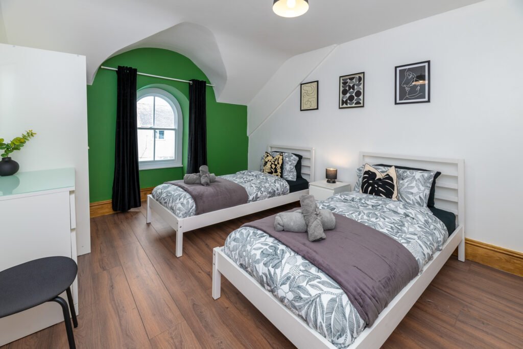 Services 16high street bedroom 2a