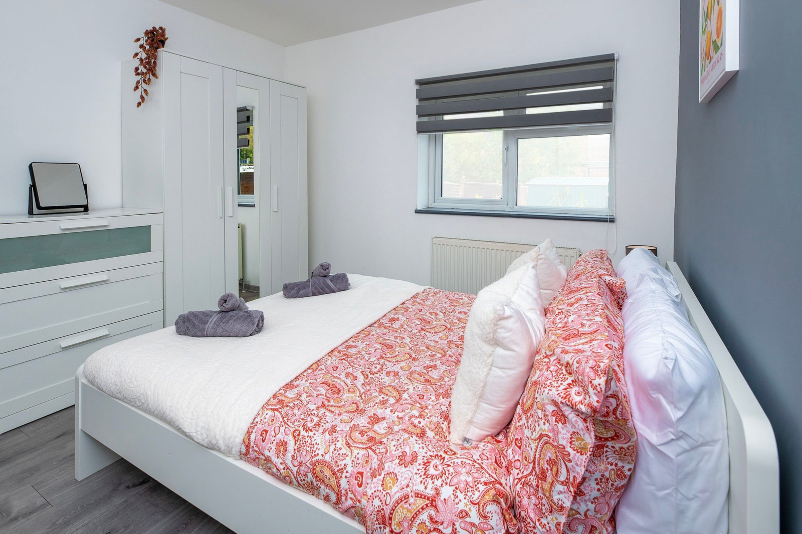 greenwood avenue bedroom 1b1